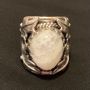 ARYO Ring Size 7 Sterling Silver & Moonstone Flower Scroll Work